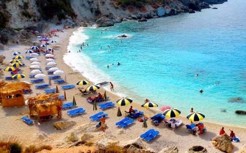 Sezoni turistik kete vit deri me 15 nentor: Plazhet ne menaxhim jo vetem nga hotelet